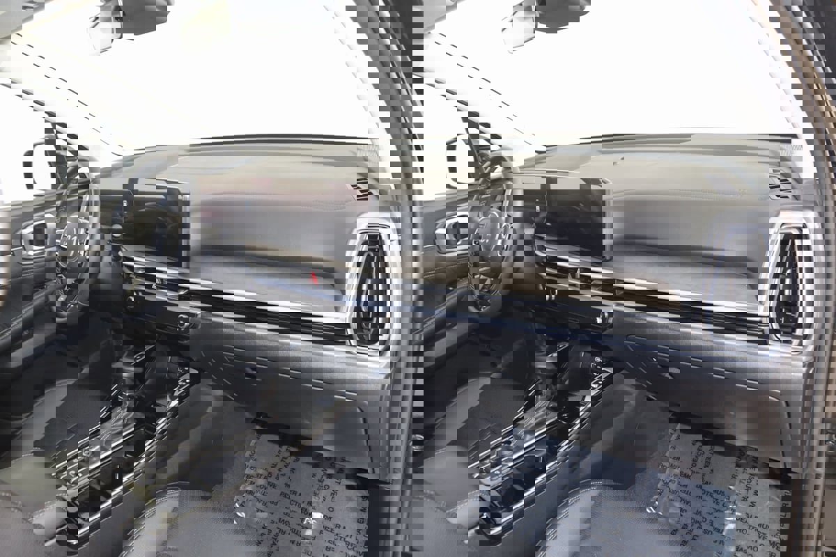 Used 2025 Kia Sorento SX image 42