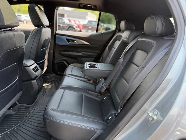 Used 2025 Chevrolet Equinox EV LT FWD image 17