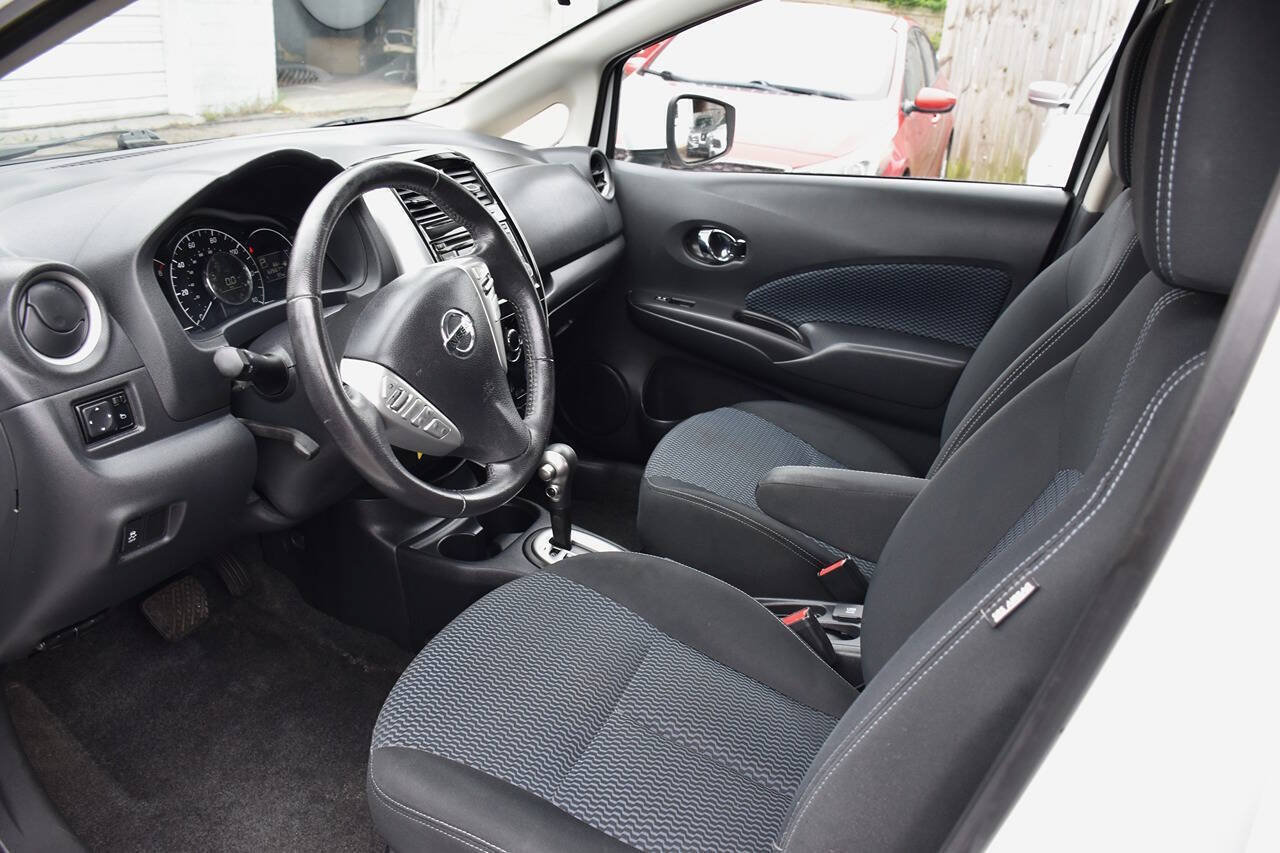 Used 2015 Nissan Versa Note SV FWD image 9