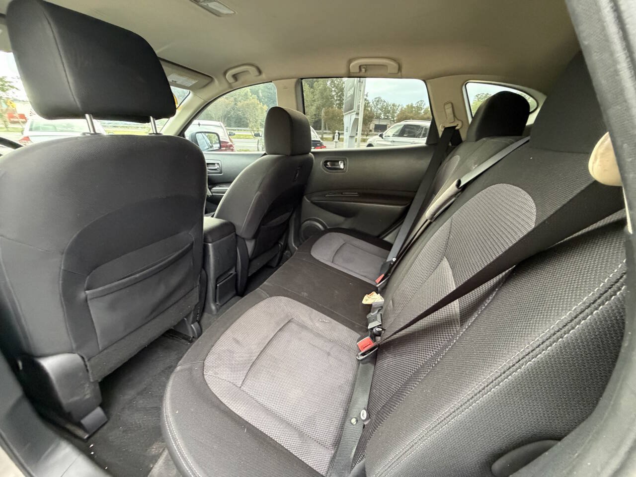 Used 2012 Nissan Rogue SV AWD/4WD image 25