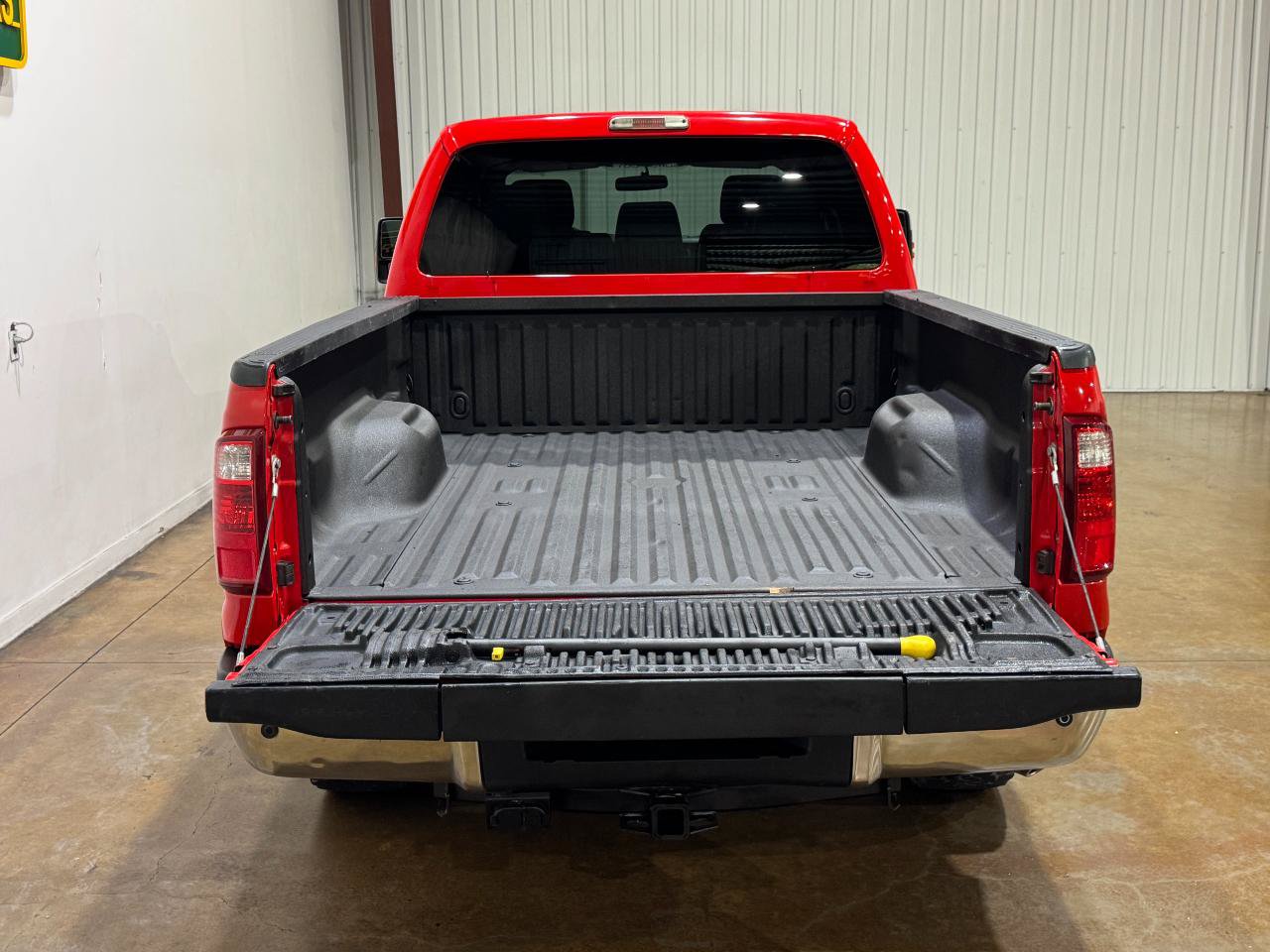 Used 2016 Ford F250 XLT w/ XLT Premium Package AWD/4WD image 37
