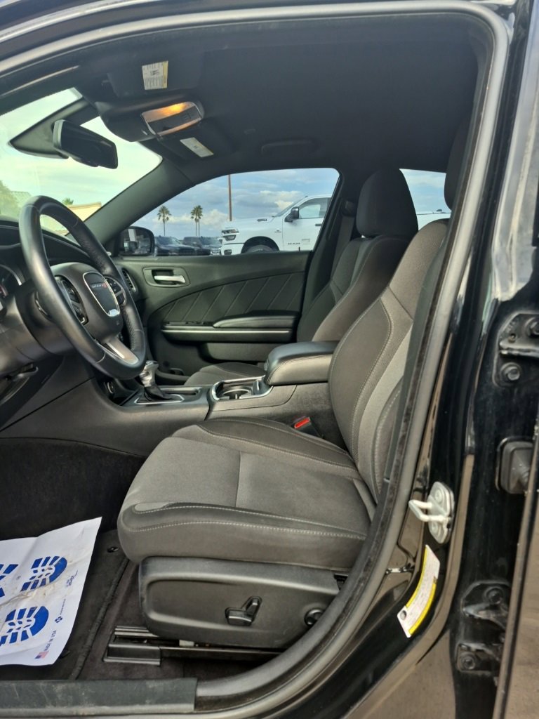 Certified 2018 Dodge Charger SXT Plus image 22