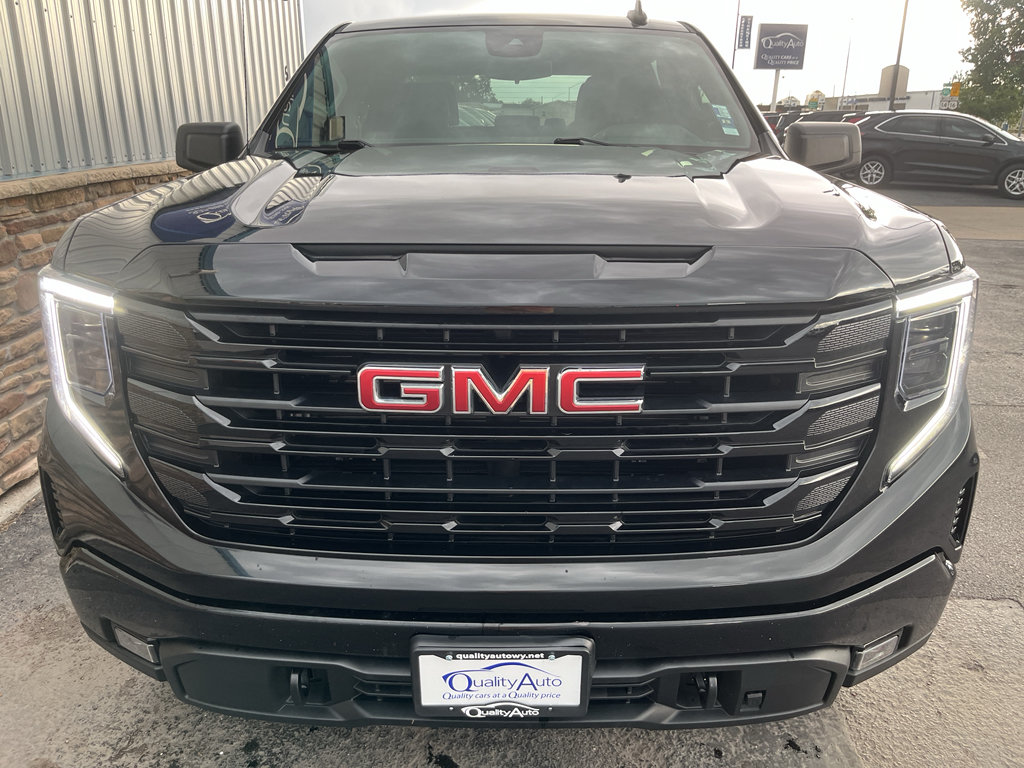 Used 2023 GMC Sierra 1500 Elevation AWD/4WD image 3