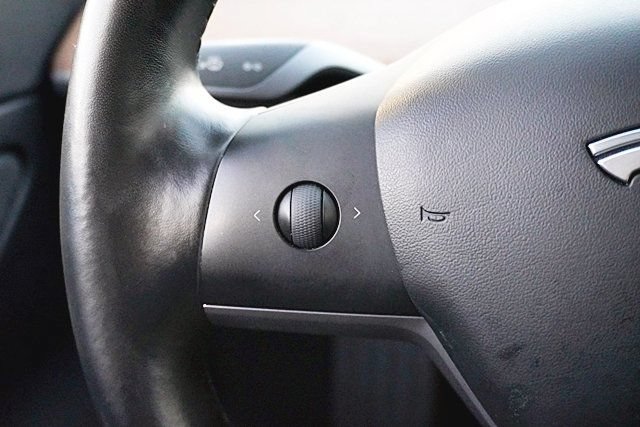 Used 2019 Tesla Model 3 Mid Range RWD image 48