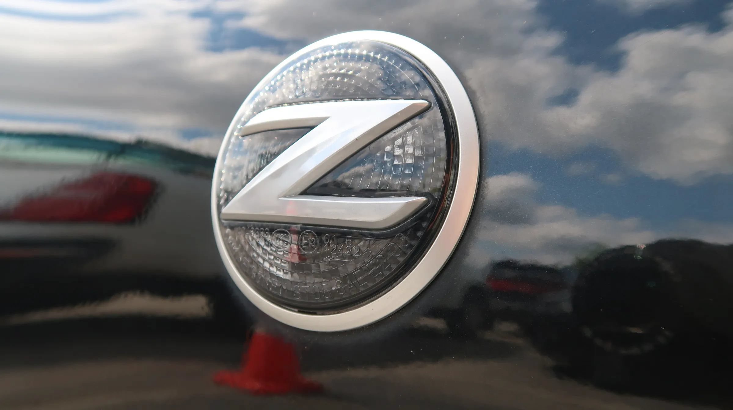 Used 2019 Nissan 370Z NISMO RWD image 37