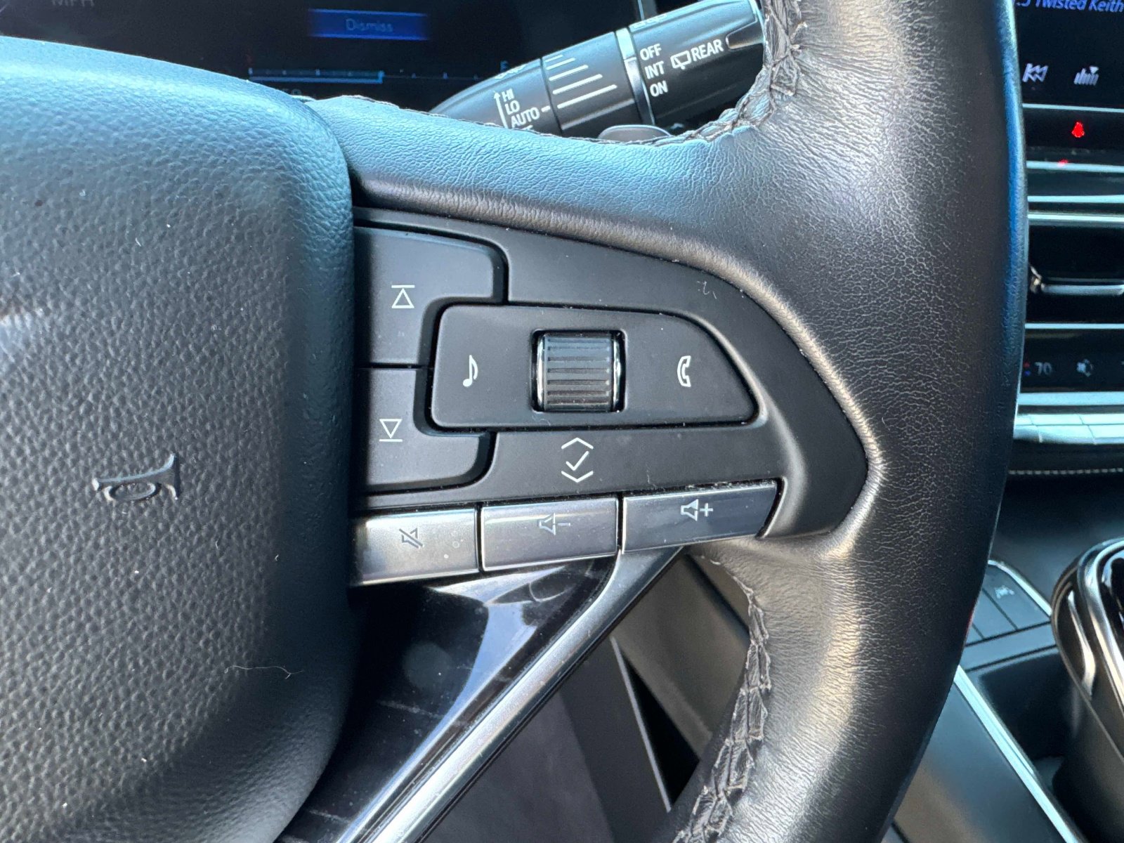 Used 2024 Cadillac Escalade Sport image 31