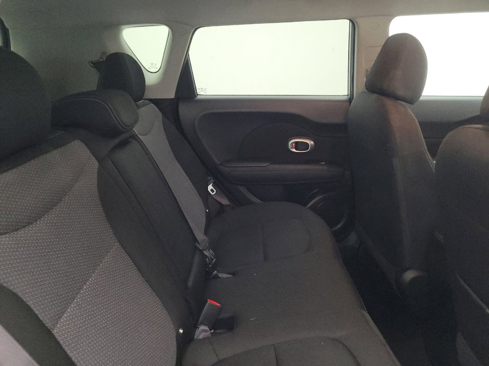 Used 2018 Kia Soul + FWD image 19