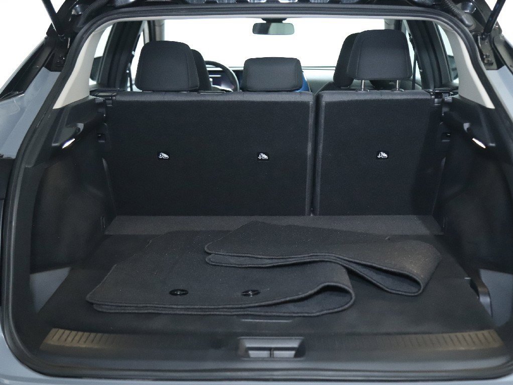 Used 2023 Nissan Ariya FWD image 29