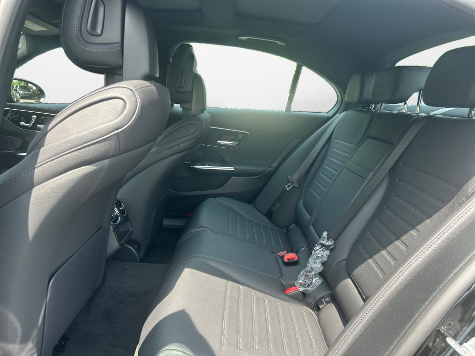 New 2025 Mercedes-Benz C 300 4MATIC Sedan image 13