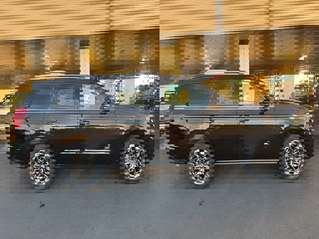 New 2026 Ford Expedition King Ranch image 3