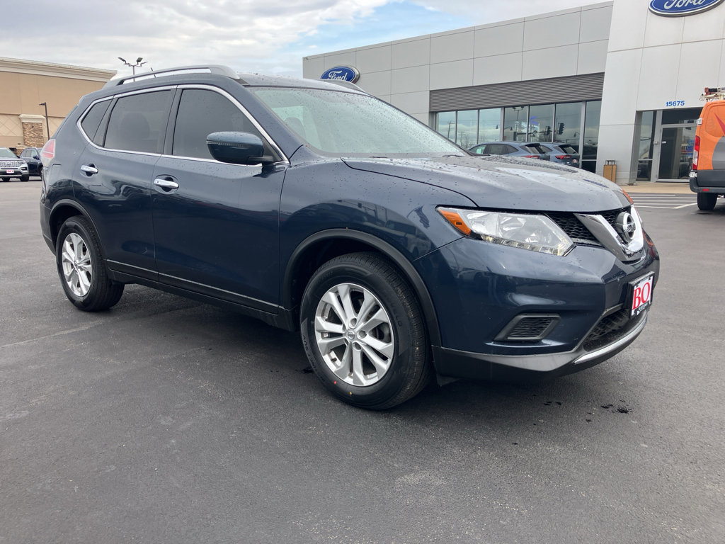 Used 2016 Nissan Rogue SV image 10