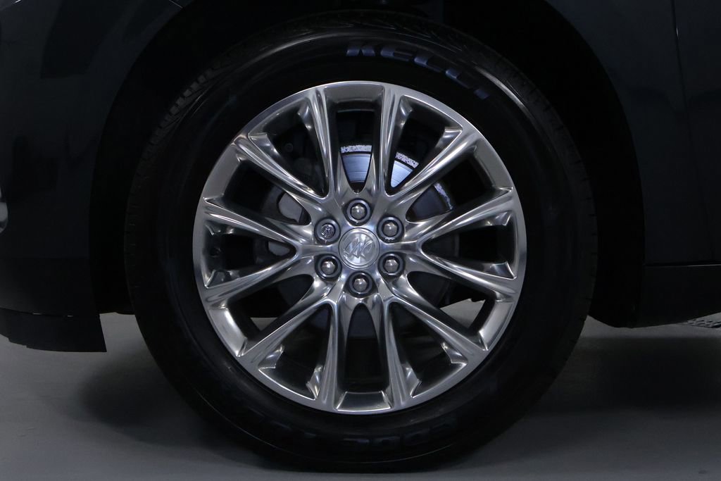 Used 2020 Buick Enclave Premium w/ Sun and Sites Package image 34