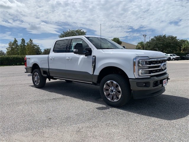 New 2026 Ford F250 4x4 Crew Cab Super Duty image 2