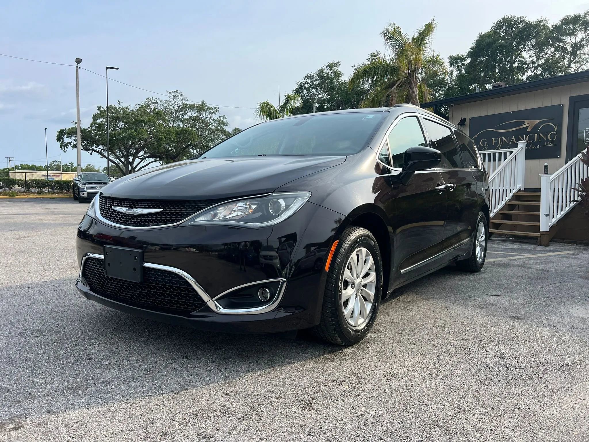 Used 2017 Chrysler Pacifica Touring-L