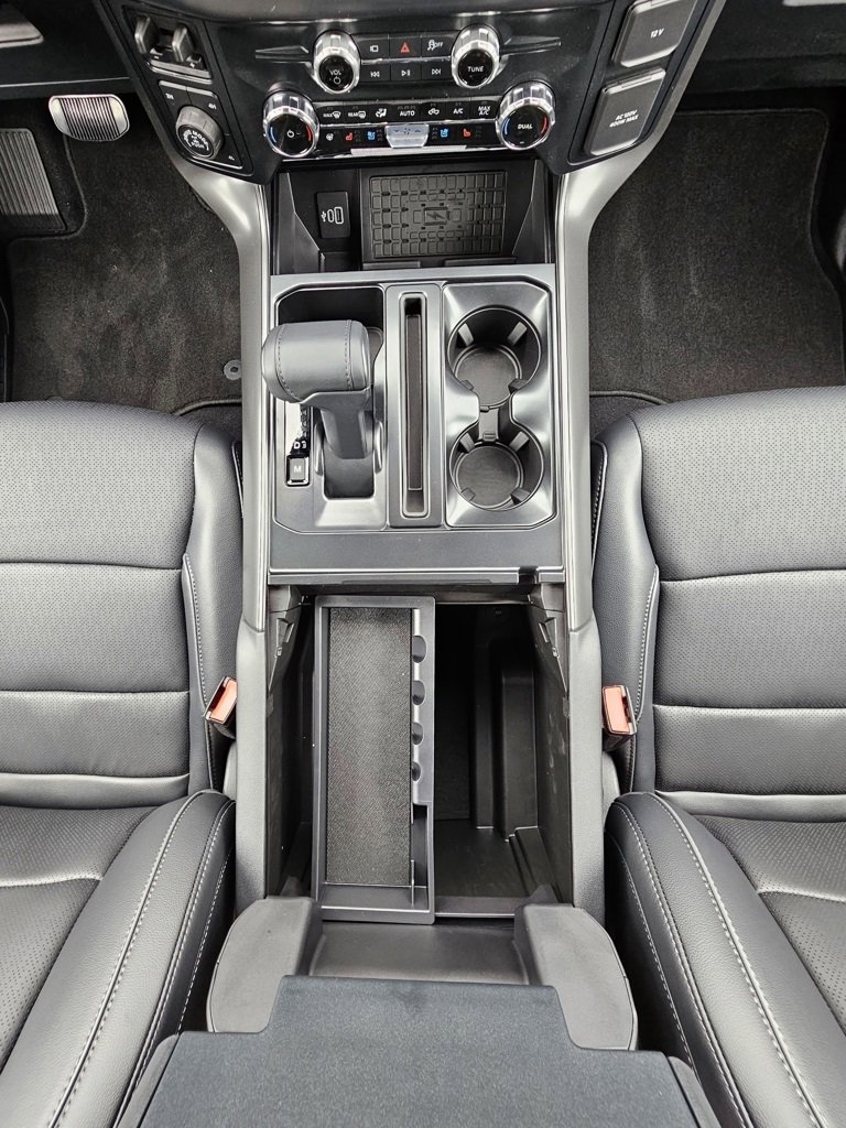 New 2025 Ford F150 Lariat w/ Equipment Group 502A High image 30