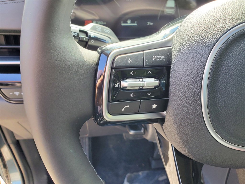 New 2026 Kia Carnival SX Prestige image 16