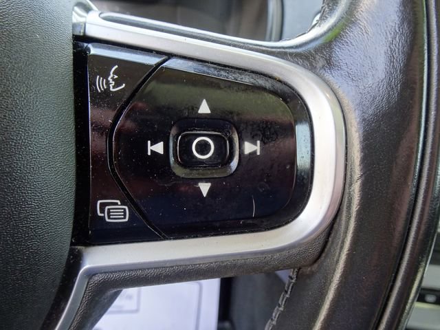 Used 2018 Volvo XC90 T5 Momentum w/ Convenience Package FWD image 27