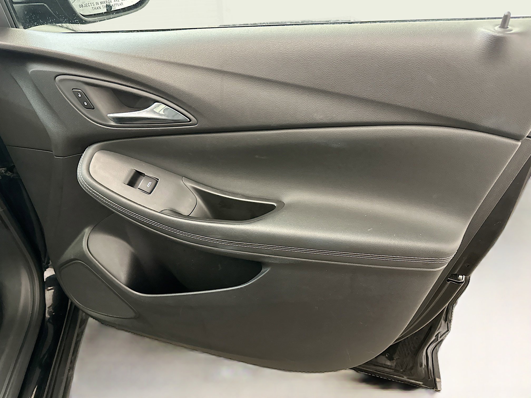 Used 2025 Buick Encore GX Preferred image 32