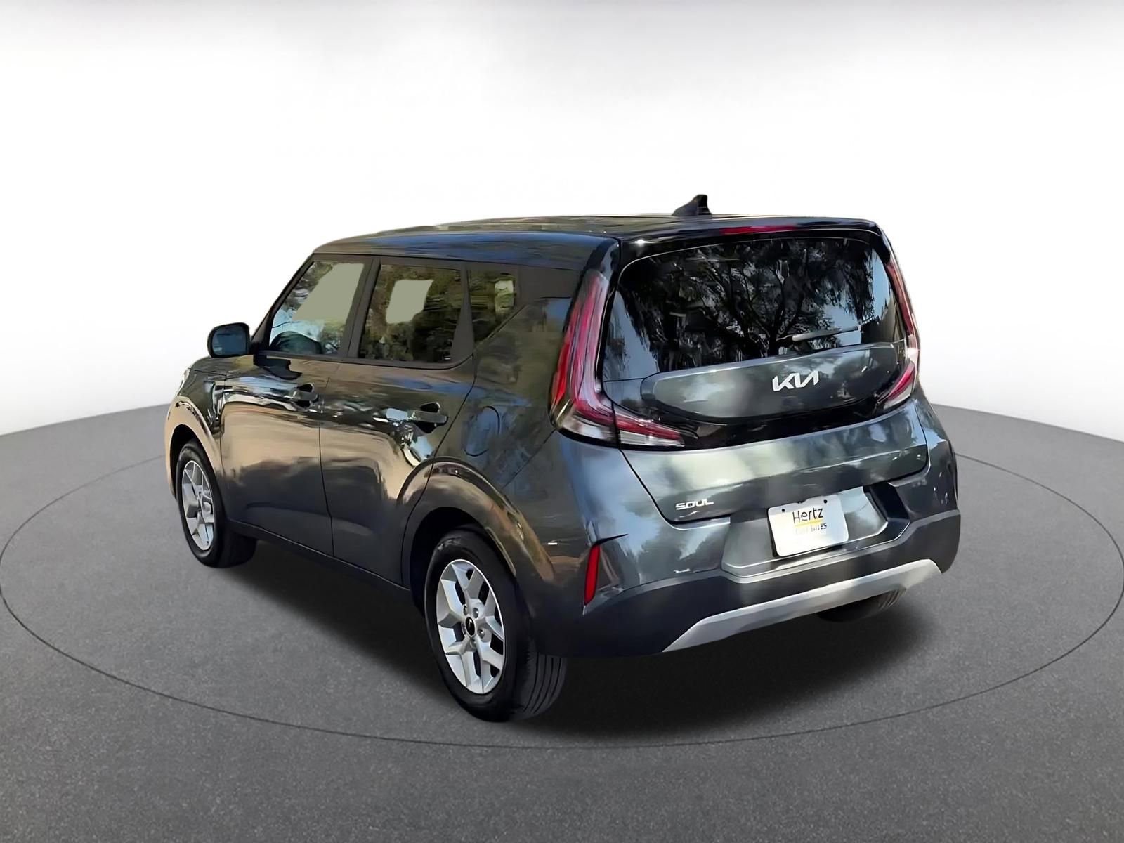 Used 2025 Kia Soul LX w/ LX Technology Package image 11