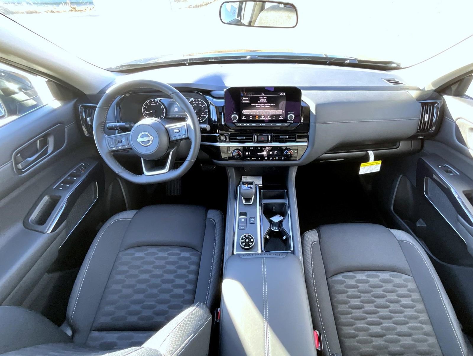 New 2025 Nissan Pathfinder SV w/ SV Premium Package image 16