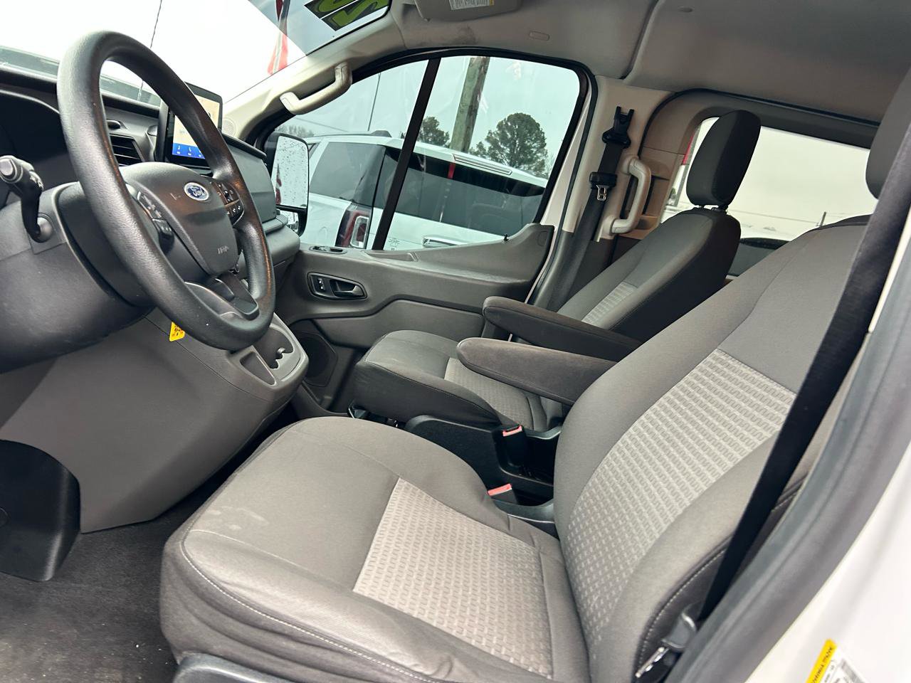 Used 2020 Ford Transit 350 XLT RWD image 7
