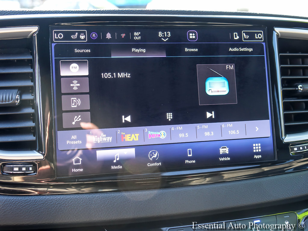 Used 2027 Chrysler Pacifica Select FWD image 19