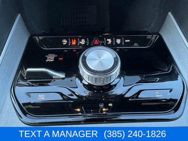 New 2026 Jeep Grand Wagoneer 4WD image 19