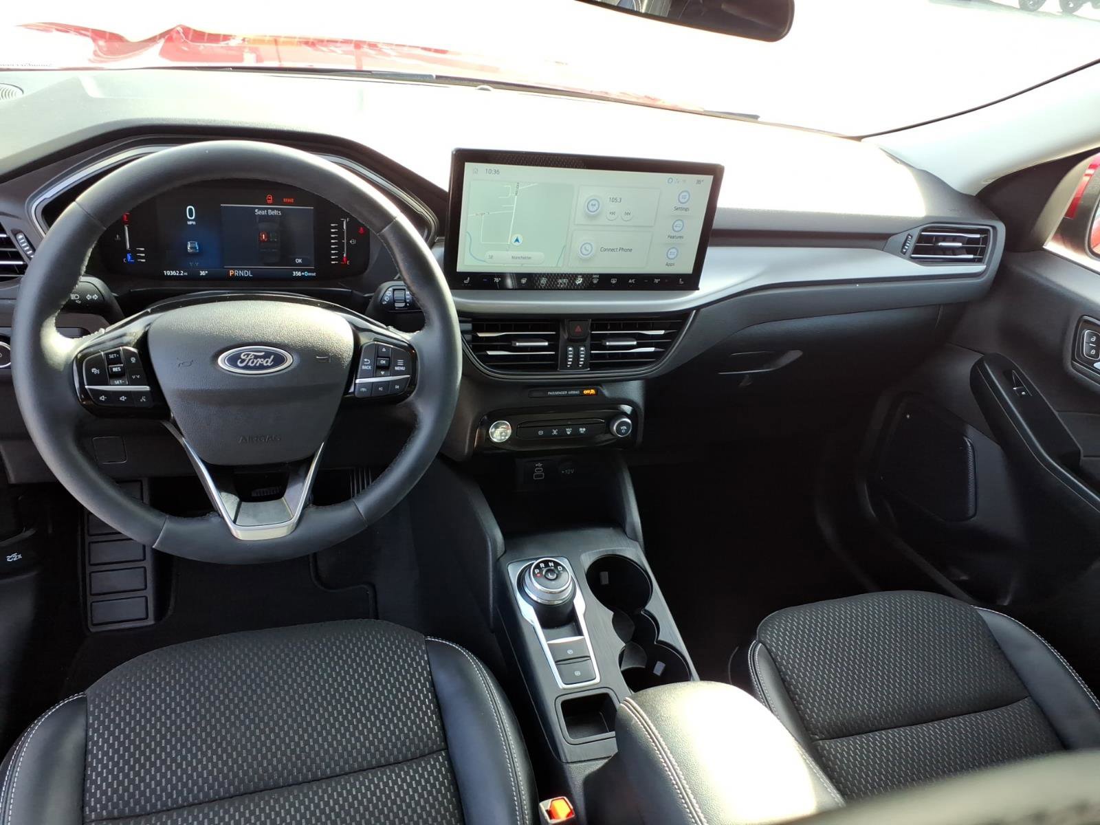 Used 2024 Ford Escape SE image 15
