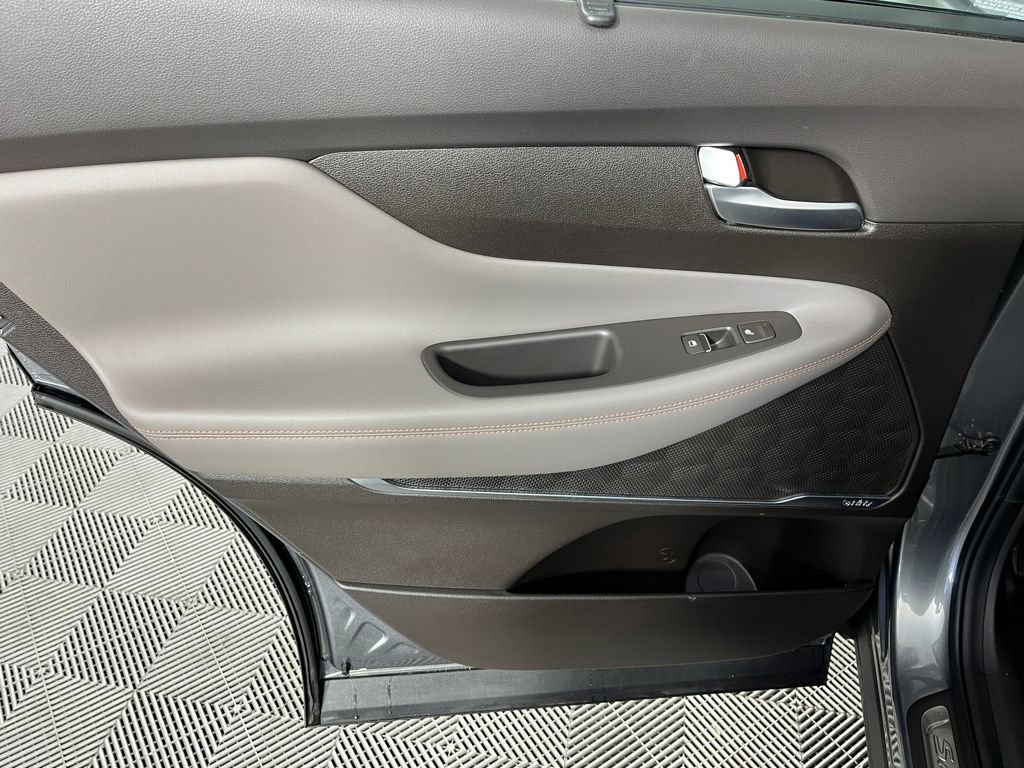 Used 2019 Hyundai Santa Fe AWD image 12