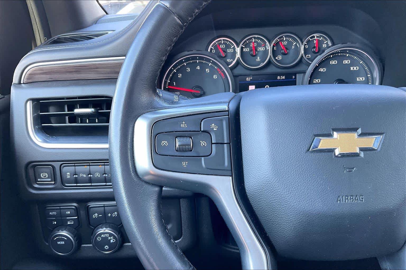 Used 2021 Chevrolet Suburban LT w/ Rear Media and Nav Package AWD/4WD image 23