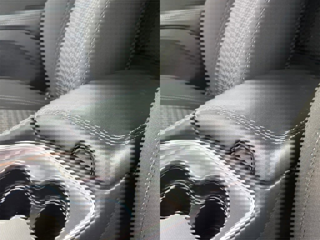 Used 2021 Dodge Challenger SXT w/ Blacktop Package image 21