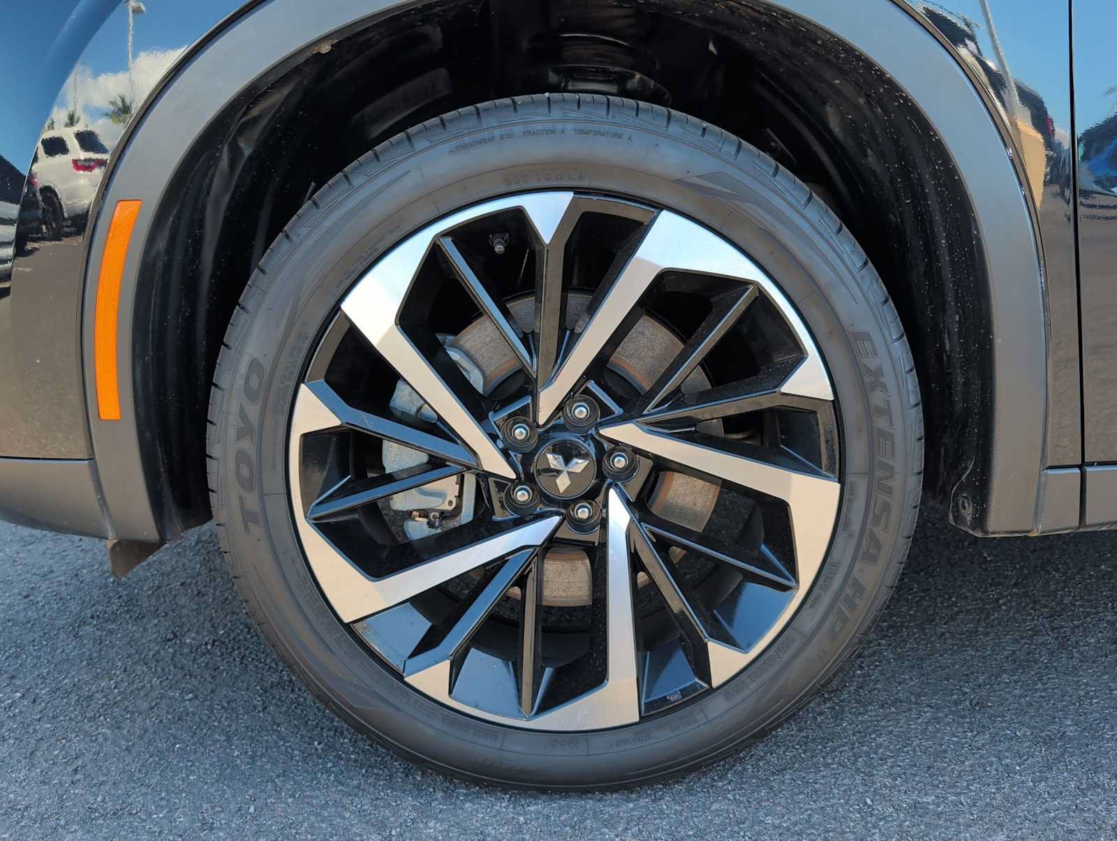 Used 2024 Mitsubishi Outlander FWD image 18
