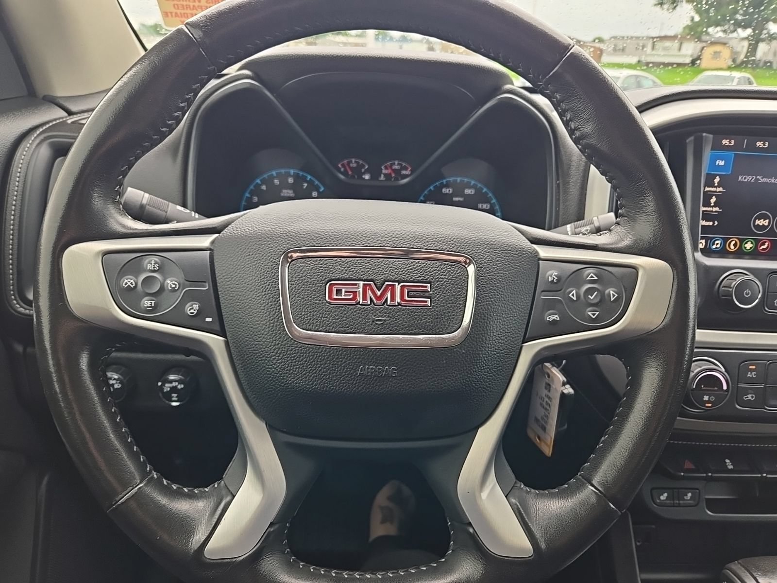 Used 2020 GMC Canyon SLE w/ Elevation Edition AWD/4WD image 18