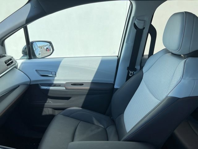 Used 2024 Toyota Sienna XSE image 10