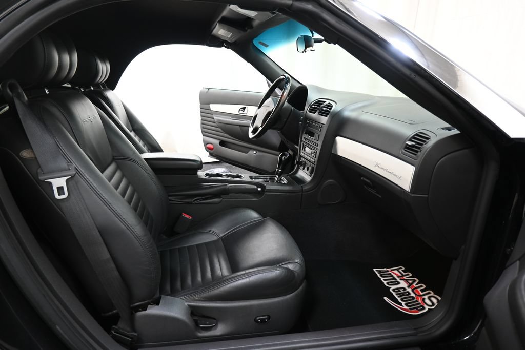 Used 2002 Ford Thunderbird RWD image 8