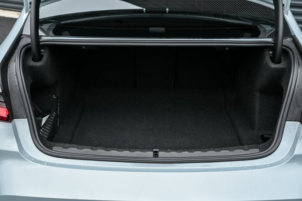 Used 2023 BMW M3 Competition w/ Executive Package image 29