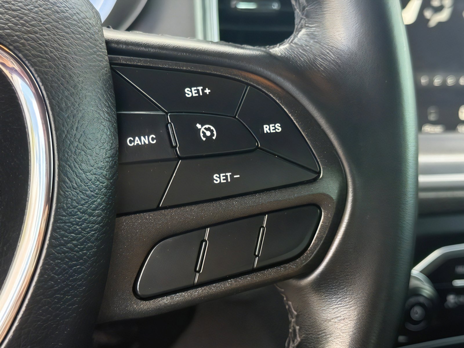 Used 2023 Dodge Charger SXT image 16