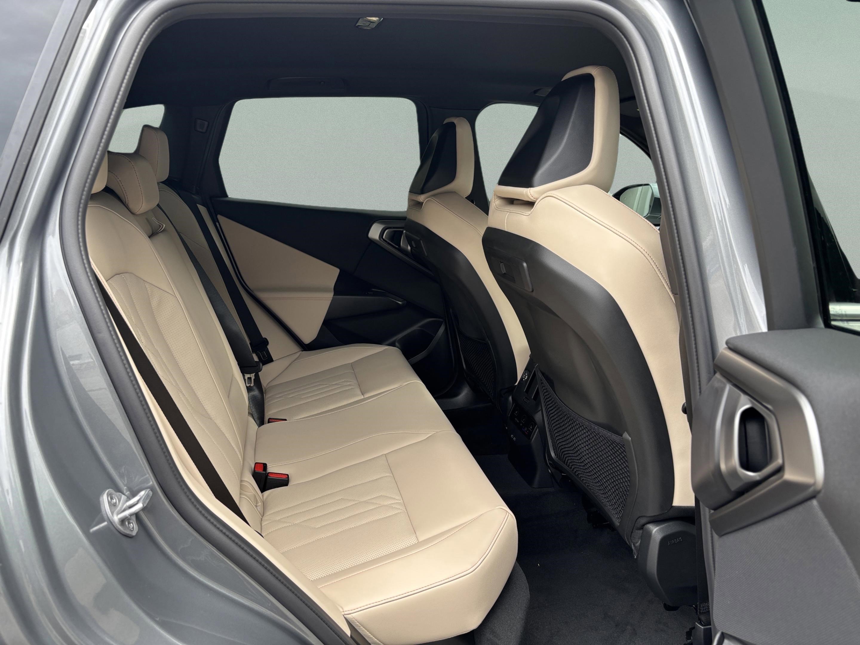 Used 2026 BMW X3 xDrive30 w/ Convenience Package AWD/4WD image 29