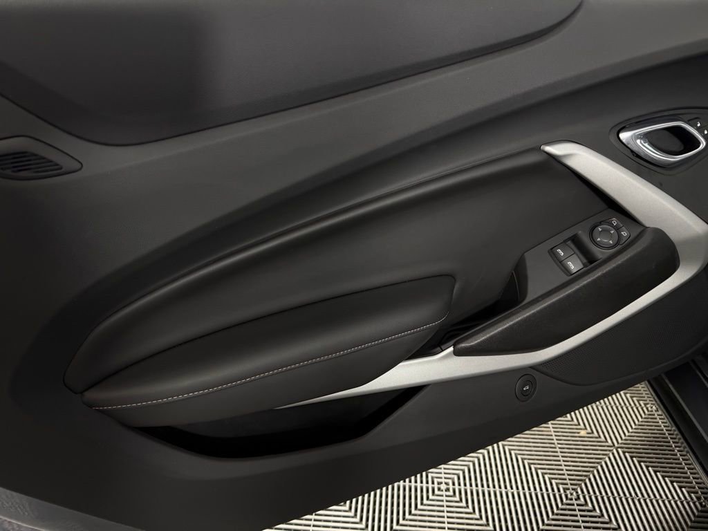 Used 2019 Chevrolet Camaro SS image 22