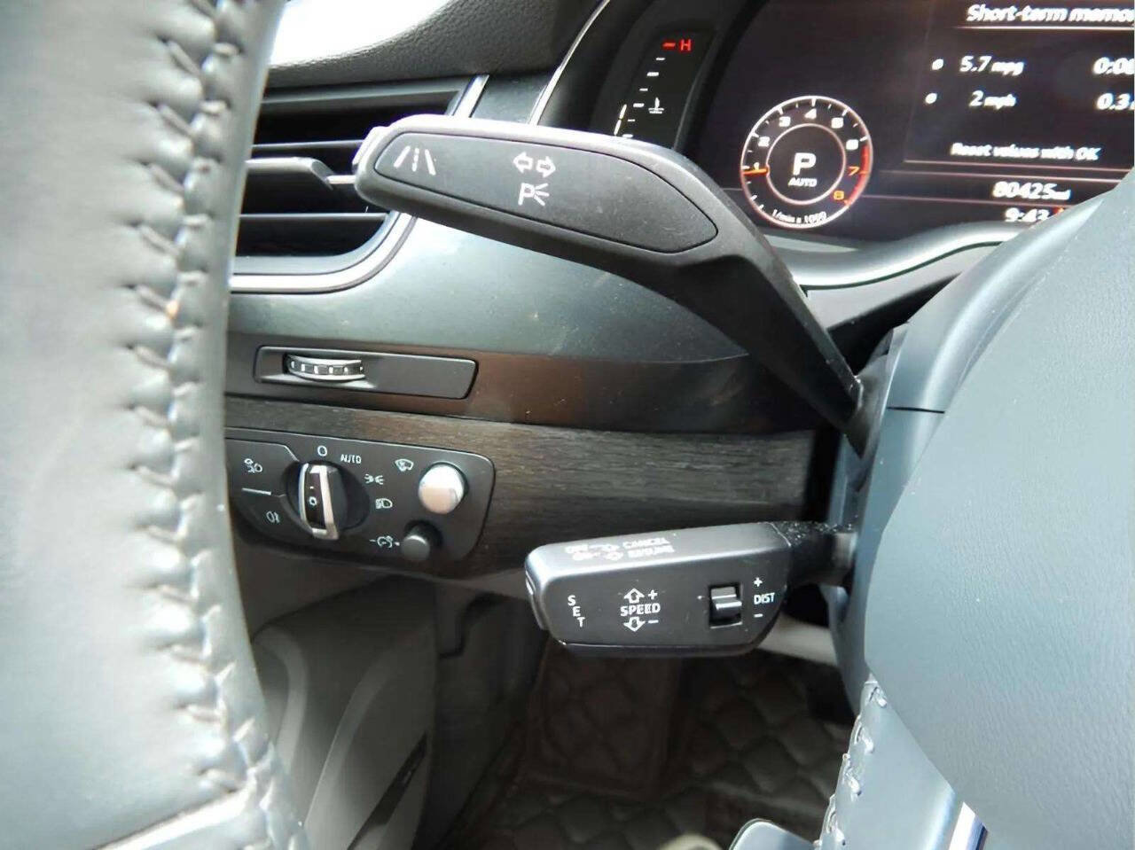 Used 2017 Audi Q7 3.0T Prestige image 26