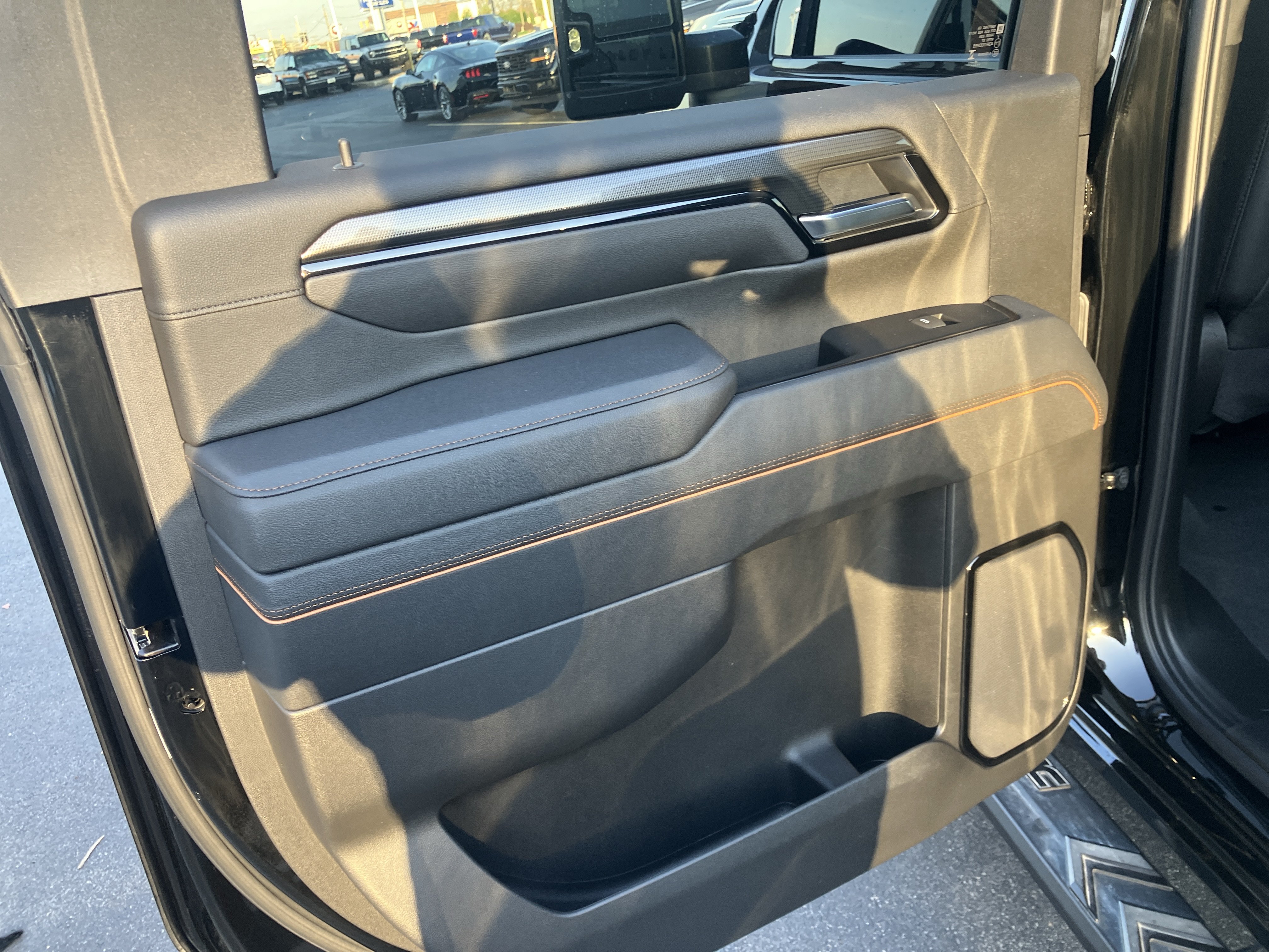 Used 2026 GMC Sierra 2500 AT4 w/ AT4 Preferred Package AWD/4WD image 12