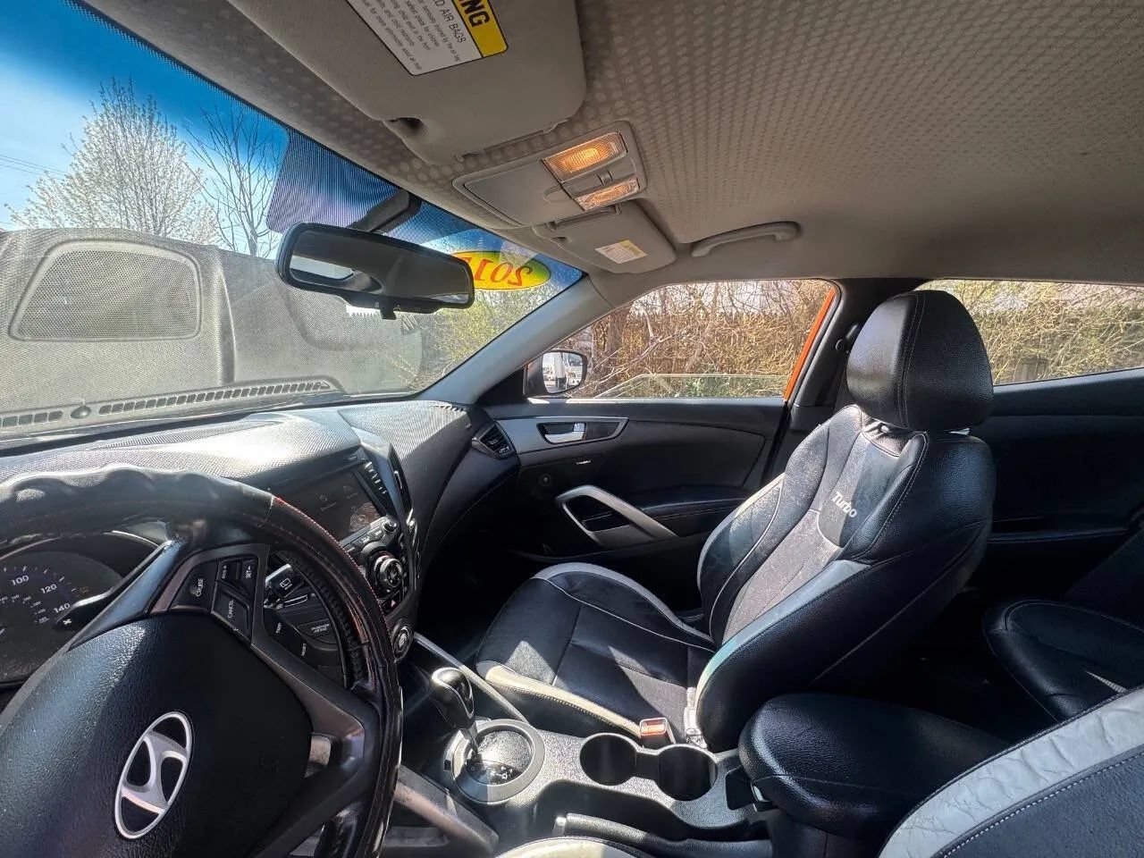 Used 2015 Hyundai Veloster Turbo FWD image 19