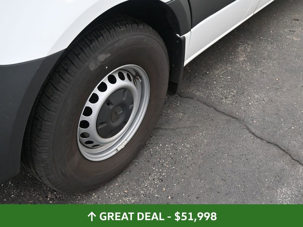 Used 2024 Mercedes-Benz Sprinter 2500 image 13