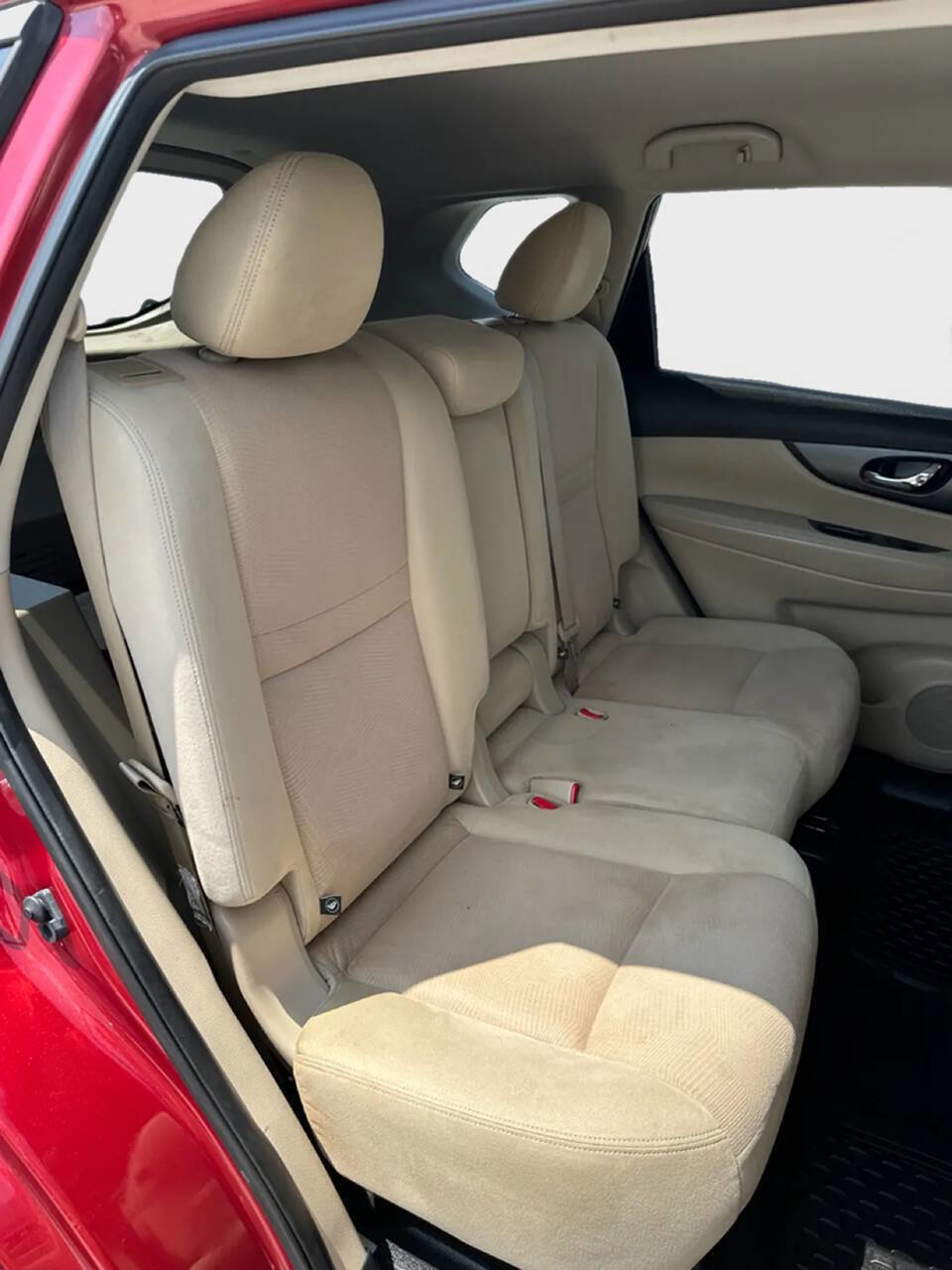 Used 2016 Nissan Rogue S image 14