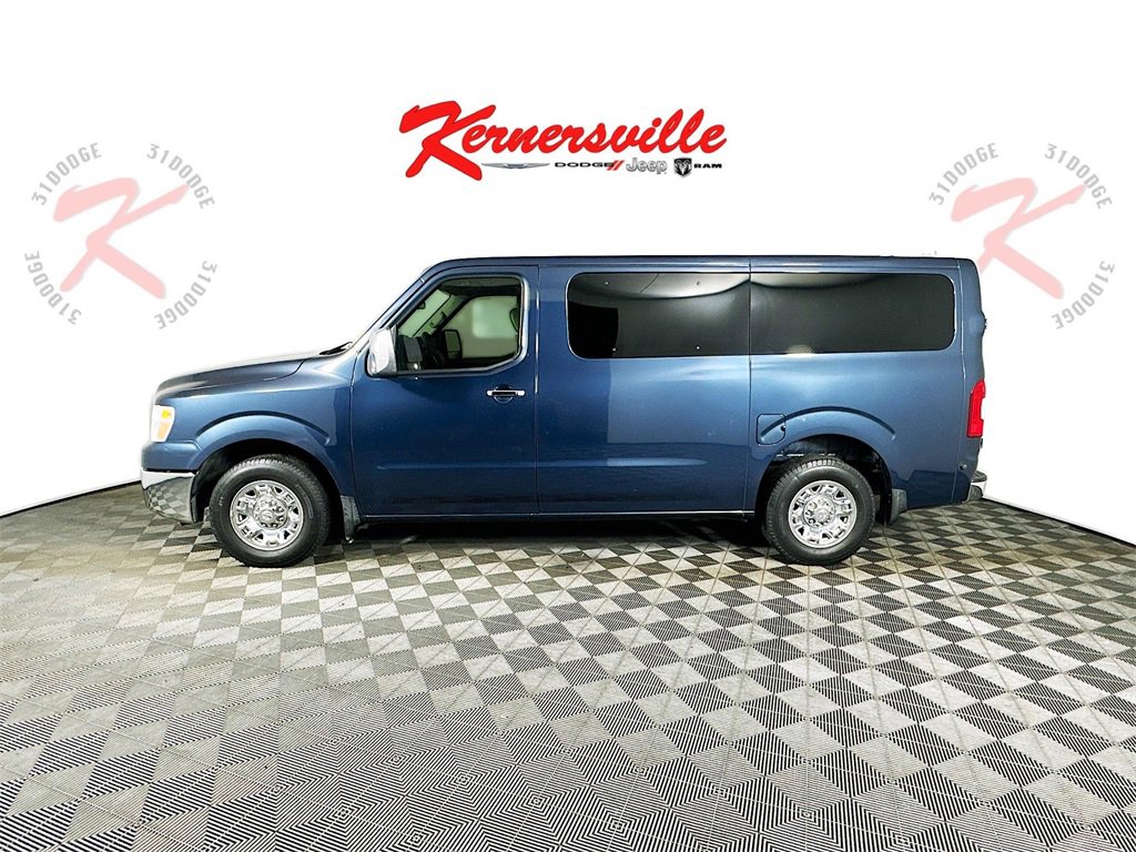 Used 2016 Nissan NV 3500 SL image 4