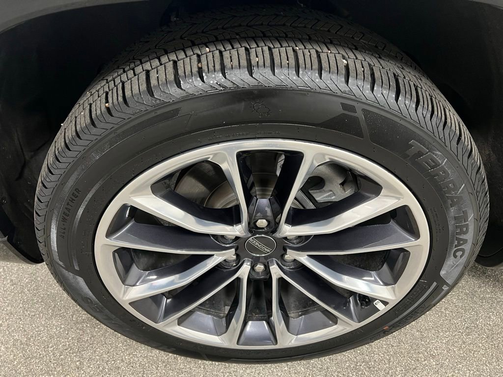 Used 2024 Jeep Wagoneer L Series II w/ Premium Group I image 19