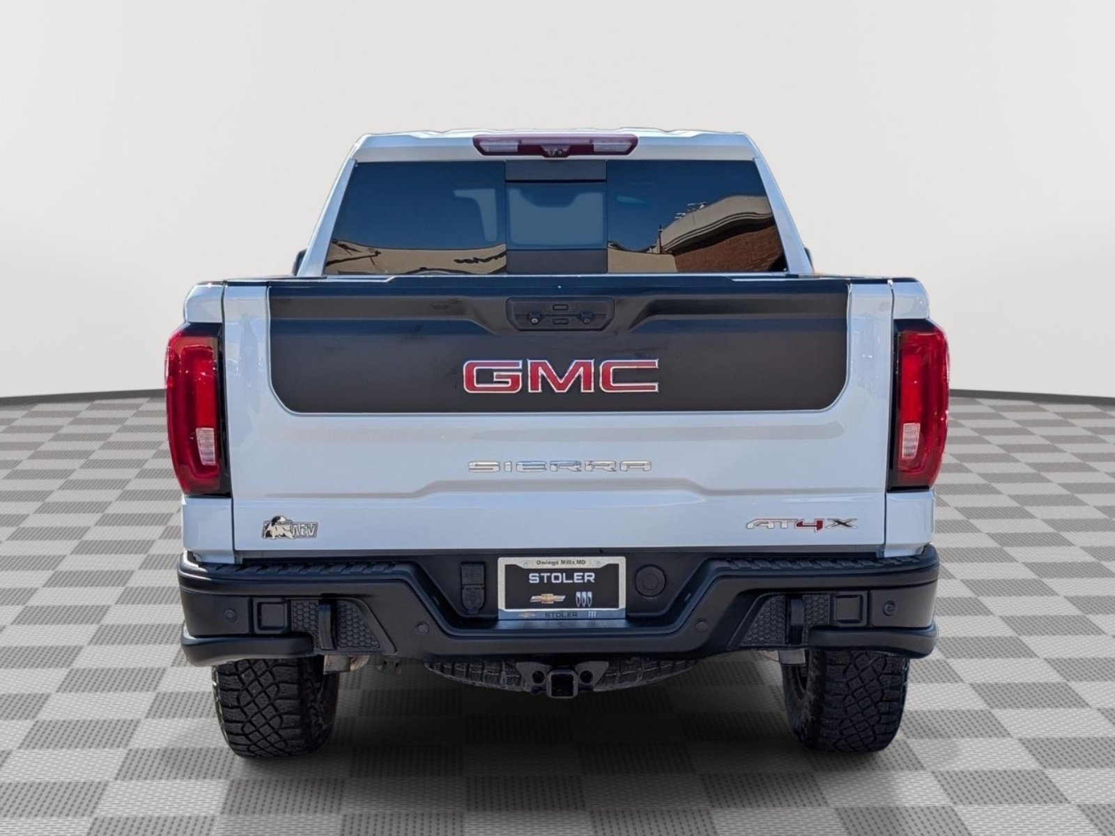 Used 2023 GMC Sierra 1500 AT4X w/ AT4X AEV Edition AWD/4WD image 4