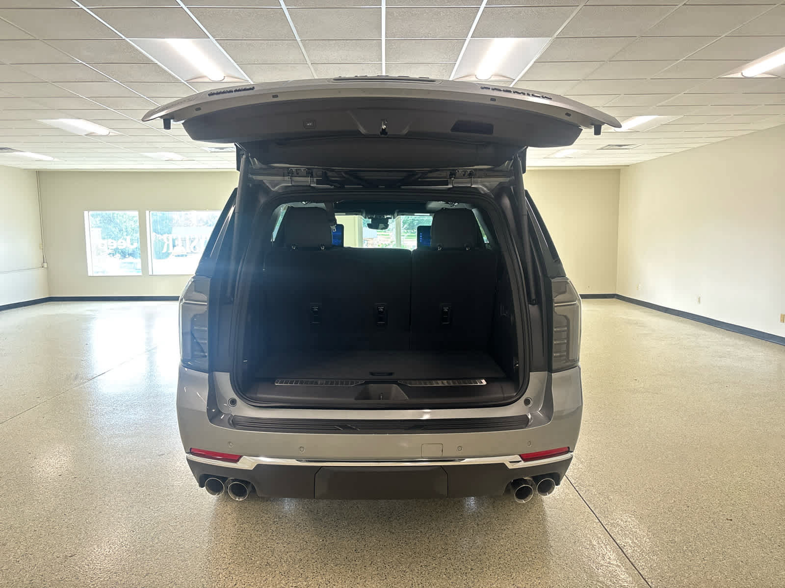 New 2025 Chevrolet Tahoe Premier image 14