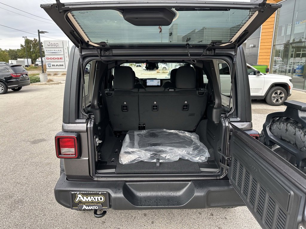 New 2026 Jeep Wrangler Sport S image 10