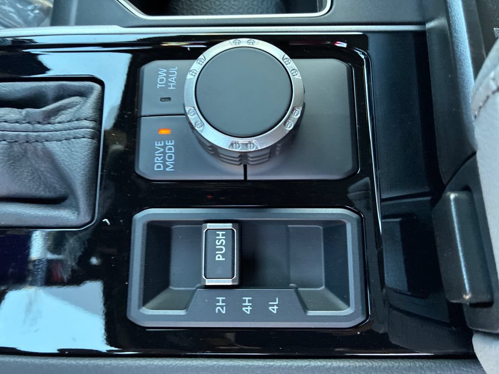 New 2026 Toyota Tundra Limited AWD/4WD image 27